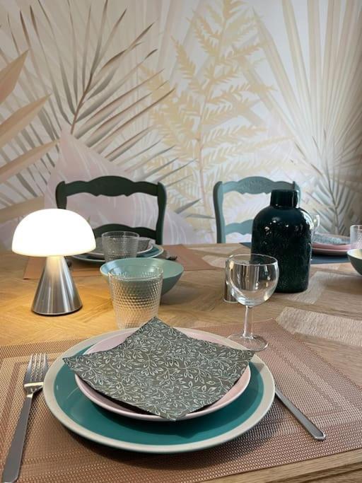 Appartement Familial 8 Personnes Proche De Disney Et Paris Шеси Екстериор снимка