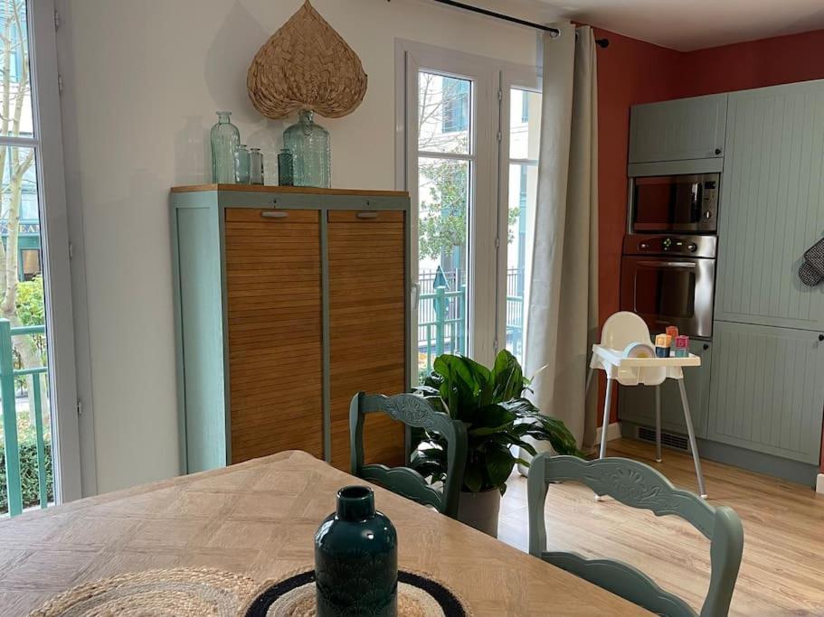 Appartement Familial 8 Personnes Proche De Disney Et Paris Шеси Екстериор снимка